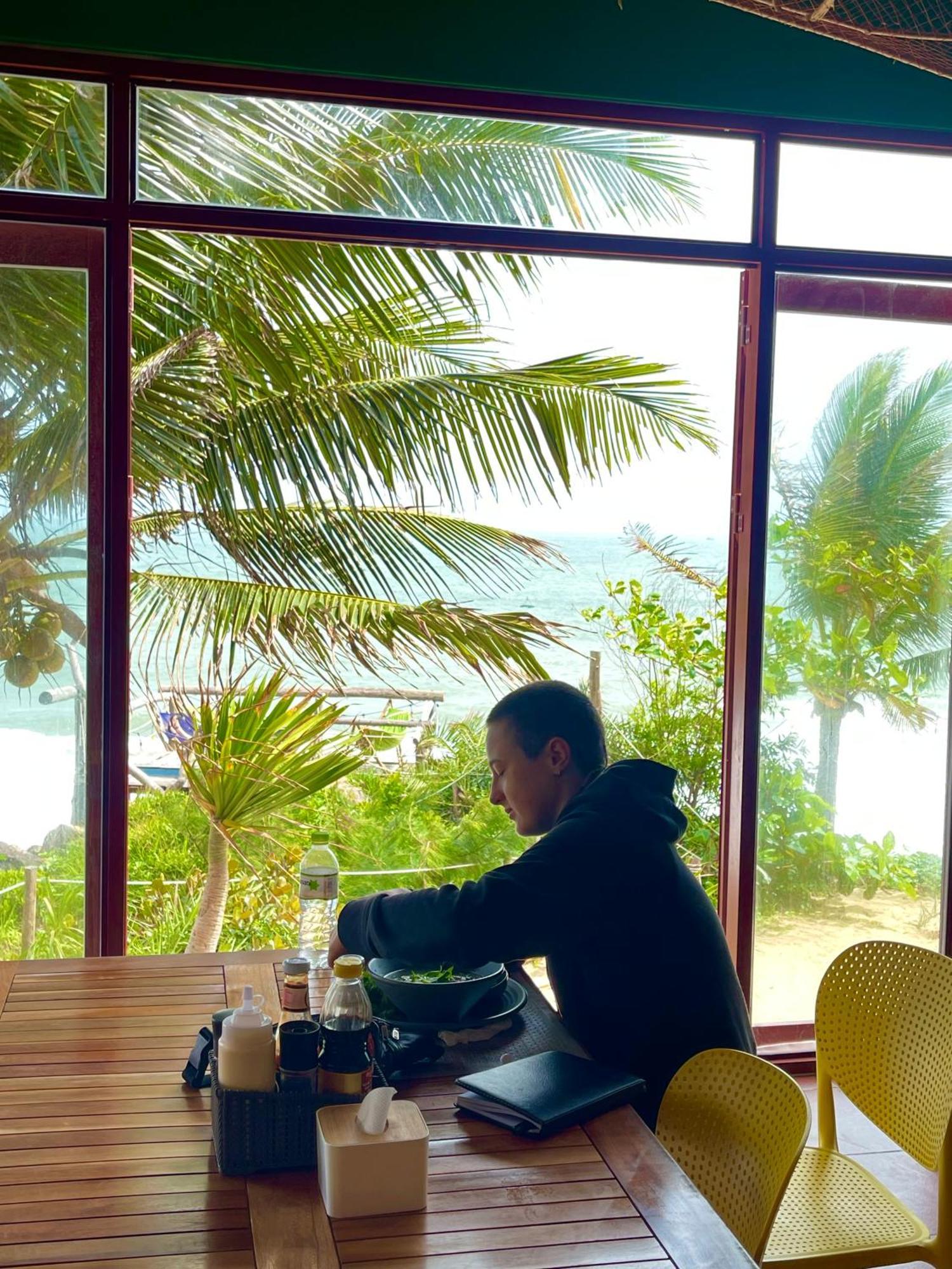 Life's A * Quy Nhon